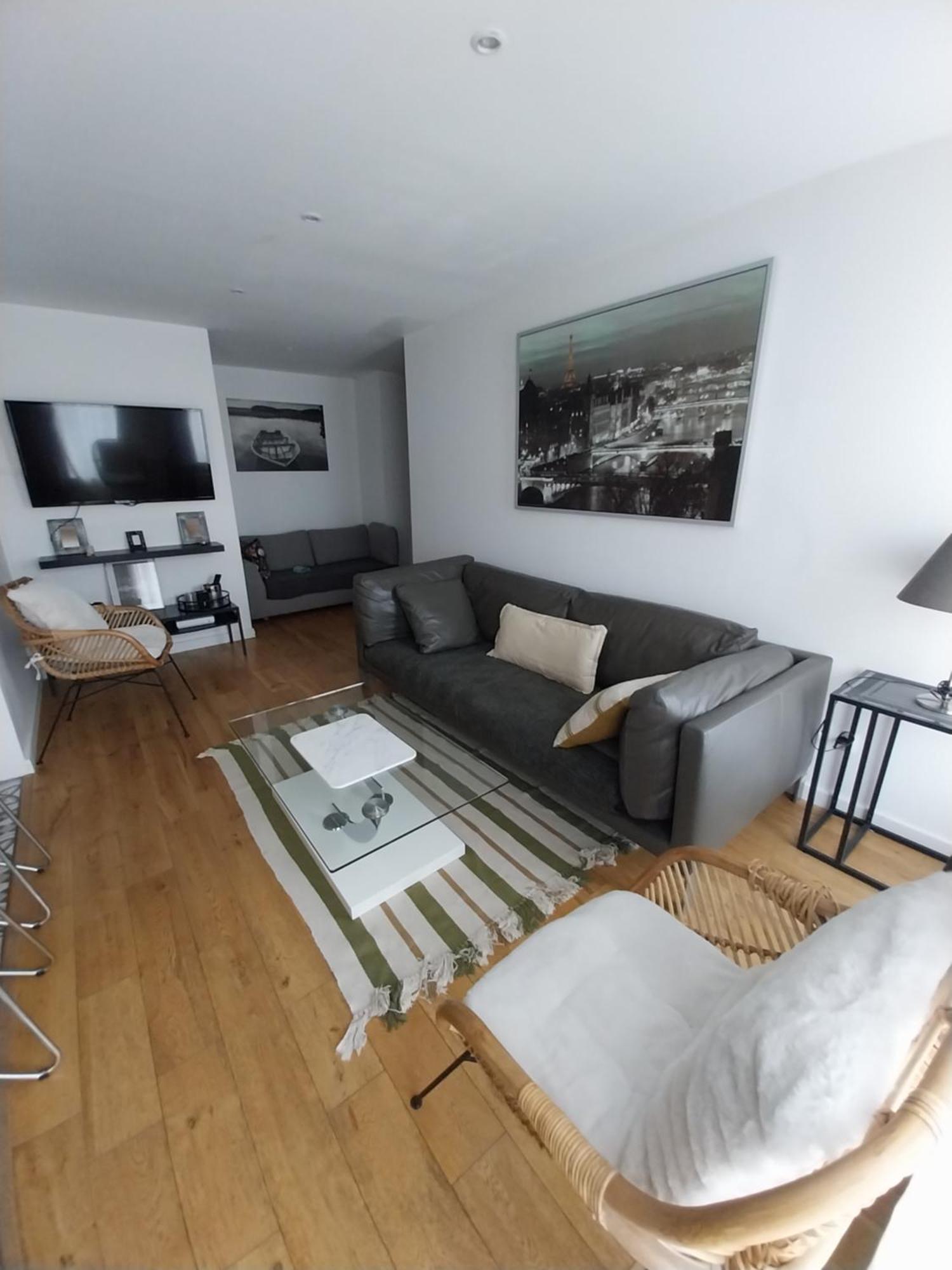 Appartement La Defense กูร์เบอวัวร์ ภายนอก รูปภาพ